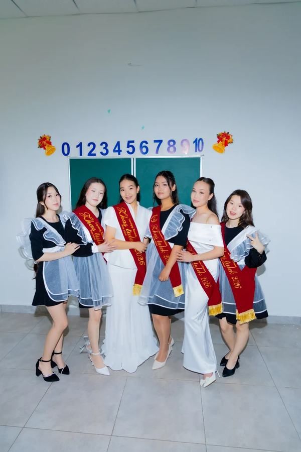 Nova School оқушылары